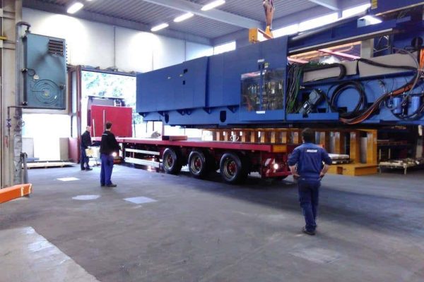Maschinen De- und Remontage
